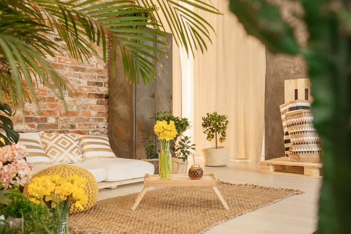 Scopri di più sull'articolo Il mobiletto da balcone: un valido aiuto per la casa