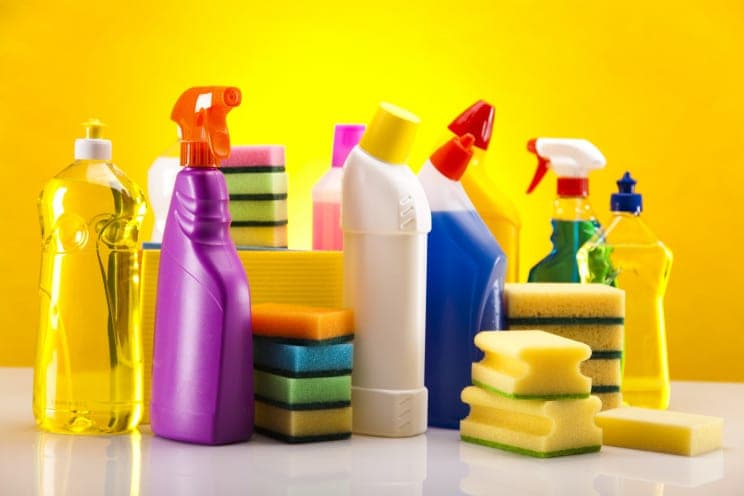 Scopri di più sull'articolo Pulizia della casa, i migliori prodotti da utilizzare per una sanificazione completa