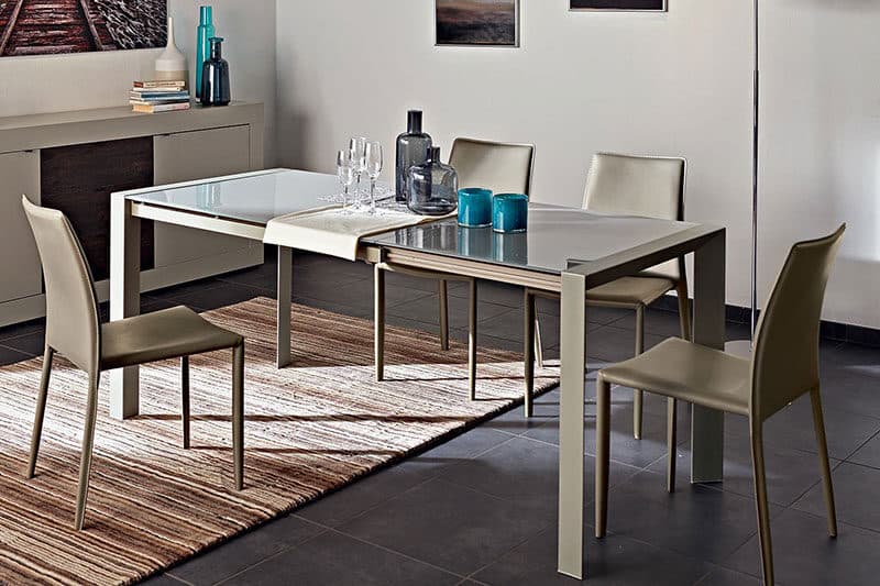 Scopri di più sull'articolo Le sedie in casa: eleganza e stile insieme